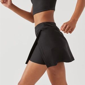 Outdoor voices court skort 4.5”